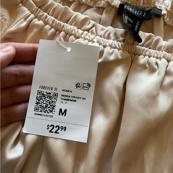 NWT forever 21 pink cropped top - Picture 5 of 6